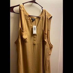 Torrid top size 4